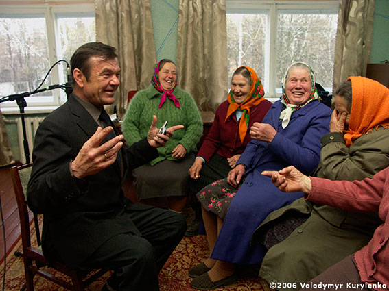 Mutyn village. Women folk choir. Krolevets region, Ukraine