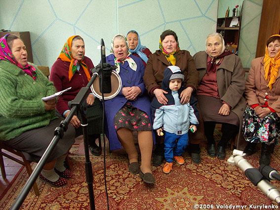 Mutyn village. Women folk choir. Krolevets region, Ukraine